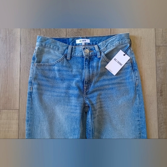 NWT RE/DONE 70s Women's Low Rise Bell Bottom Jeans in Lake Blue Denim Size 26 - Picture 7 of 7